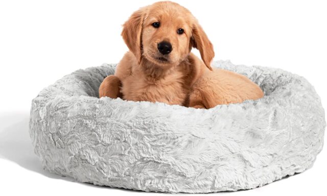 Round plush dog bed